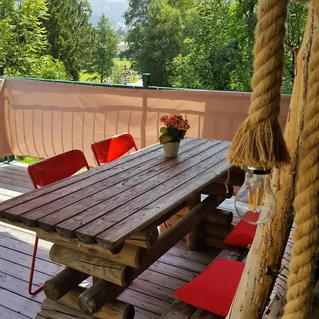 Modernes Mit Terrasse Und Parkplatz In Den Alpen קירשברג אין טירול